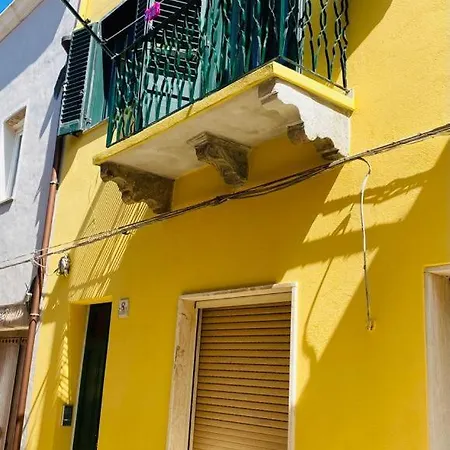 La Casa Sotto Il Fortino Дом отдыха